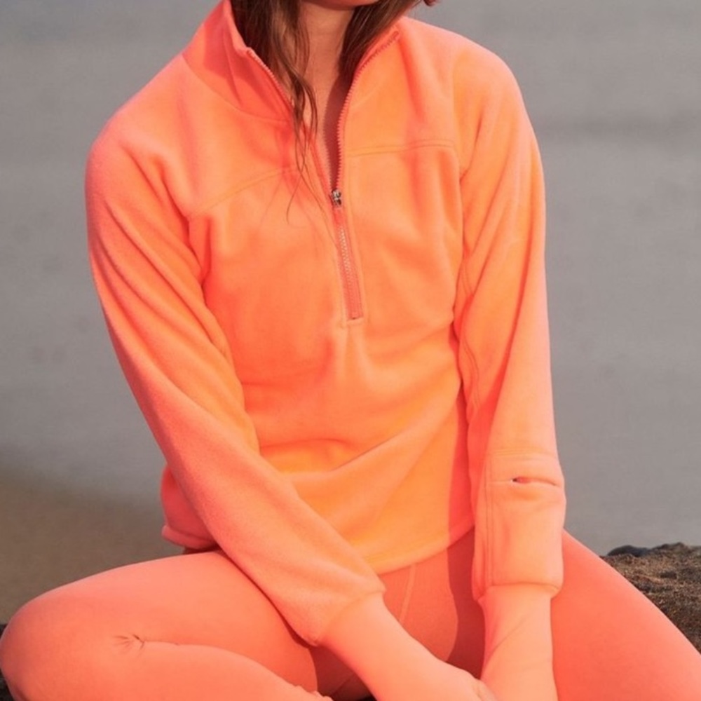 XS free people EUC fleece neon pink